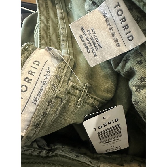 NWT Torrid Crop Twill Military Pants Olive Green Utility Women's Plus Size 26 - Picture 10 of 13
